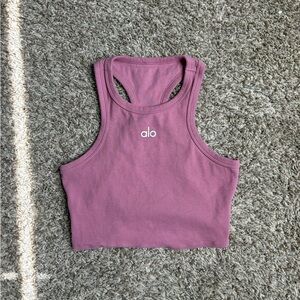 Alo yoga aspire color coral